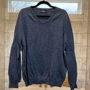 Men’s blue sweater 100% cotton.